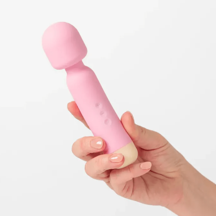 Girls Get Off Wanda Massage Wand - Pink