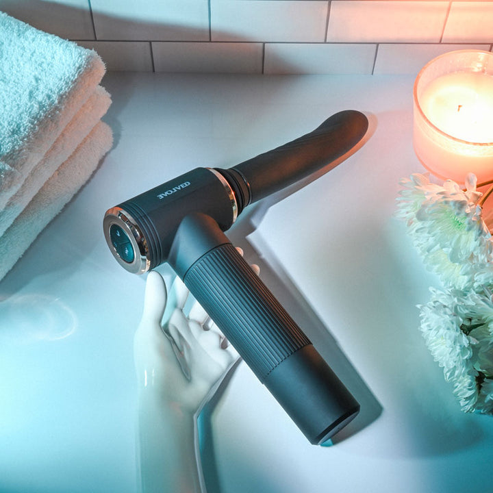 Evolved Too Hot to Handle - Thrusting Vibrator - Black