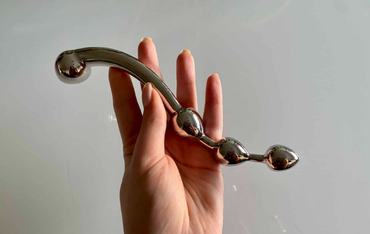 The Guide to Big Dildos: Safety, Technique, and Maximizing Deep Pleasure