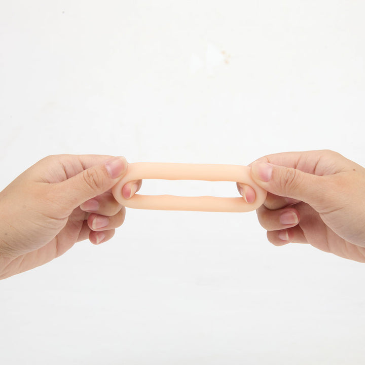 Maia Gunner Vanilla Cock Ring