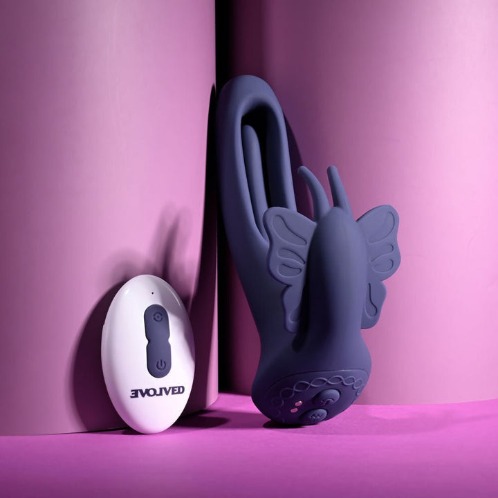 Evolved Lord Of The Rings - Flapping Vibrator With Butterfly Stimulator - Purple