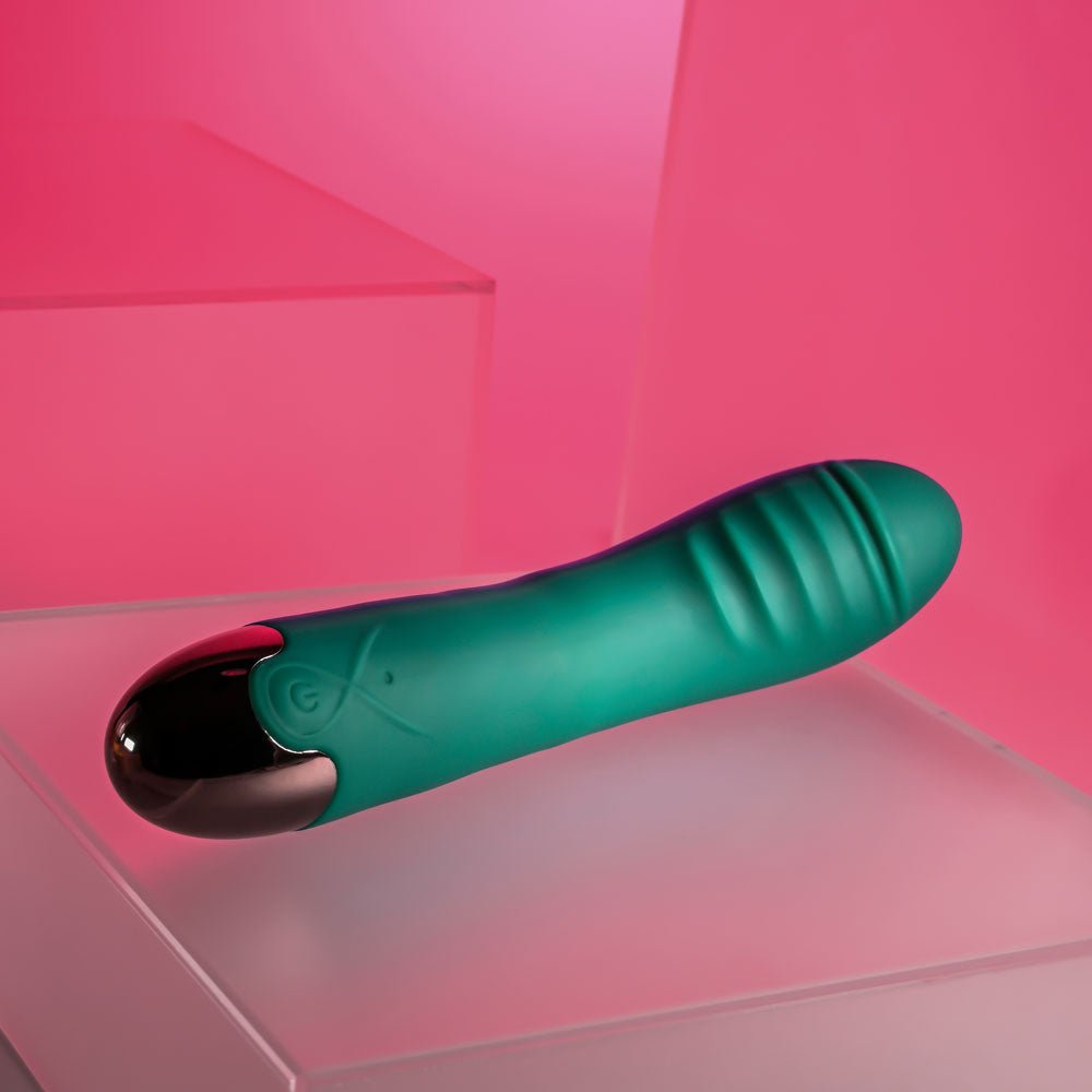 Gender X Pirouette Twirling Vibrator - Green