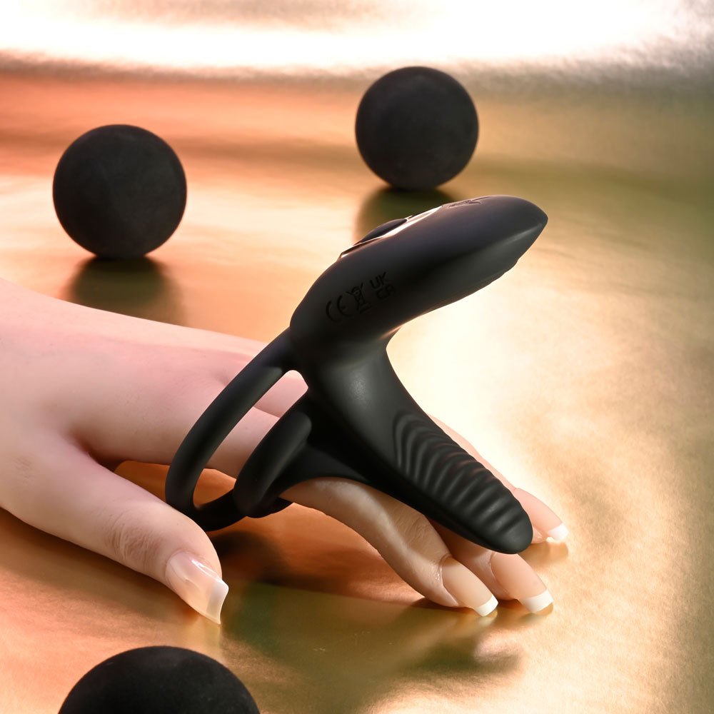 Playboy Pleasure Just Right - Vibrating Cock Ring - Black