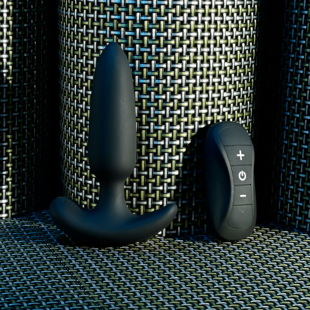 Selopa Black Beauty - Vibrating Butt Plug With Wireless Remote