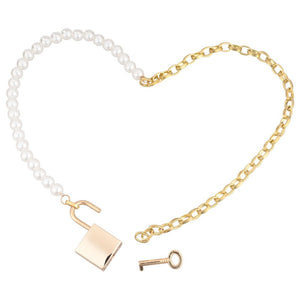 Sex & Mischief Pearl Day Collar - White