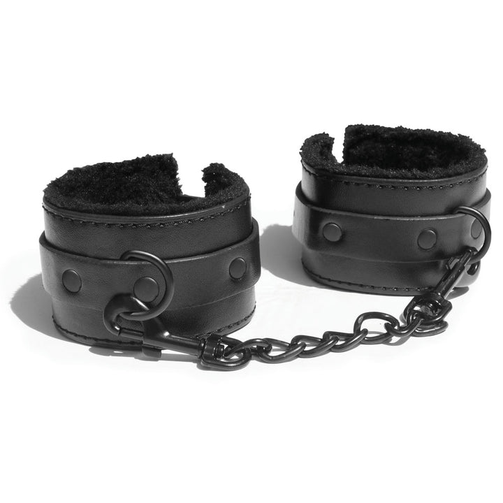 Sex & Mischief Shadow Fur Handcuffs - Black