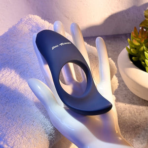 Zero Tolerance Cup 'Em Vibrating Cock Ring - Blue