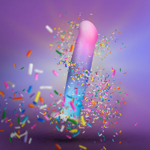 Avant D17 Lucky - Rainbow 8.5 Inch Dong